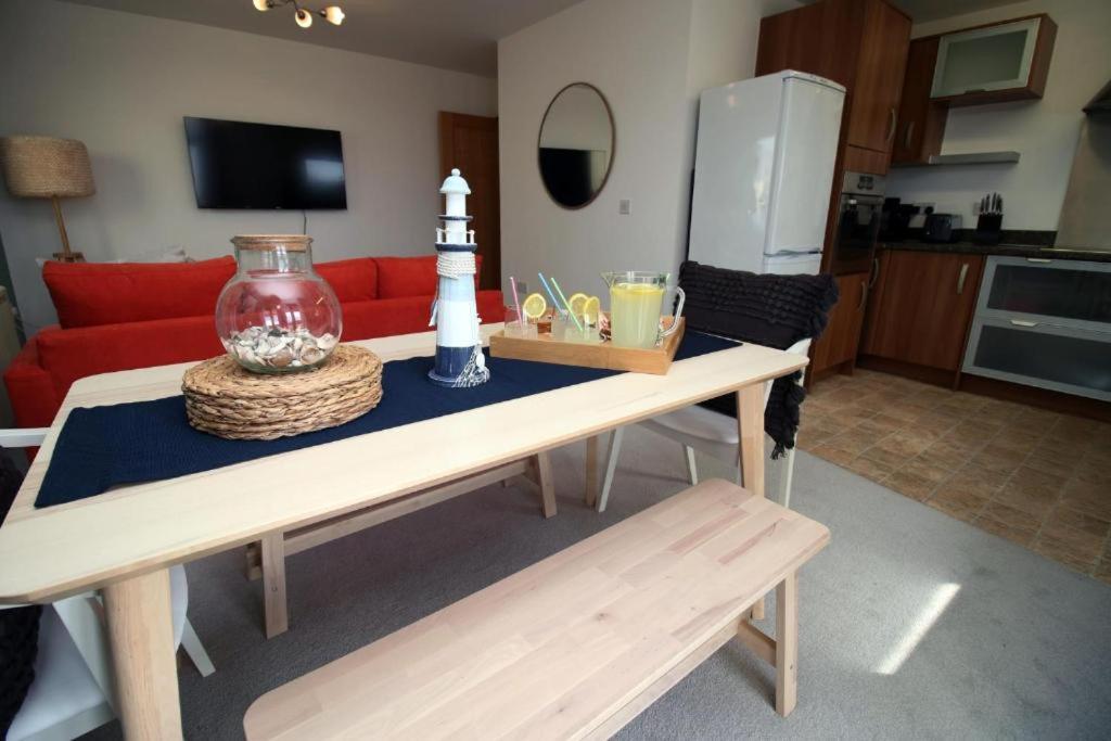 Observatory 2 Bedroom Apartment Overlooking Beach Swansea Exterior foto
